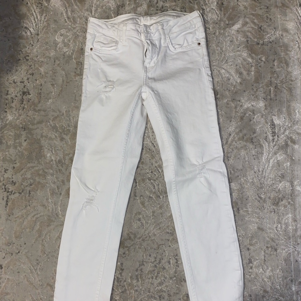 White Zara distressed denim SIze 4